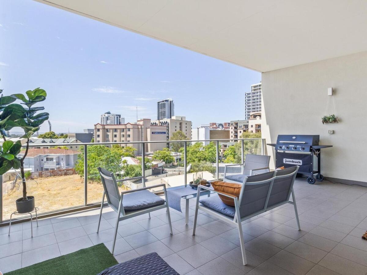 2Bdrm Skyline Views - Prime For River, Waca, Optus Stadium Perth Exteriör bild